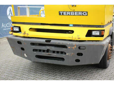 Terminaltraktor 2011  Terberg YT182 (9)