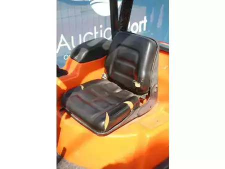 Carrelli elevatori diesel 2002  Ausa CH-150 X4 (21)
