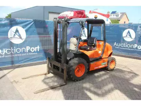 Carrelli elevatori diesel 2002  Ausa CH-150 X4 (8)