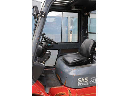 Carrelli elevatori diesel 1999  Toyota 02-7FDF25 (21)
