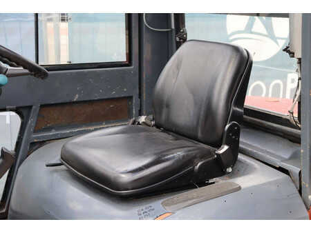 Carrelli elevatori diesel 1999  Toyota 02-7FDF25 (22)