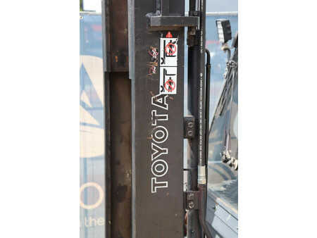 Carrelli elevatori diesel 1999  Toyota 02-7FDF25 (38)