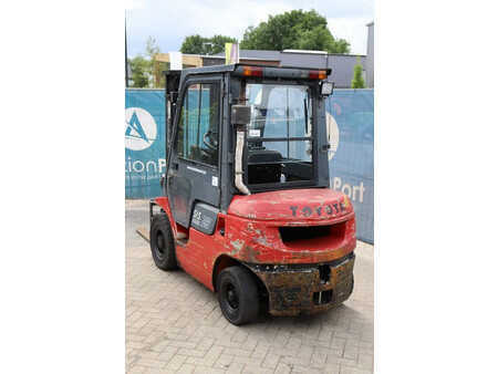 Carrelli elevatori diesel 1999  Toyota 02-7FDF25 (4)