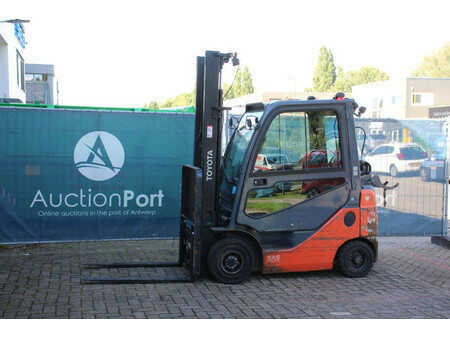 Wózki gazowe 2019  Toyota 02-8FGF18 (1)