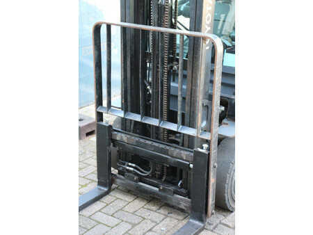 Wózki gazowe 2019  Toyota 02-8FGF18 (10)