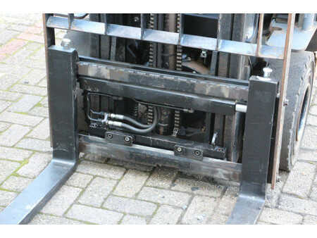 Wózki gazowe 2019  Toyota 02-8FGF18 (11)