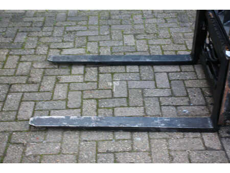 Wózki gazowe 2019  Toyota 02-8FGF18 (13)