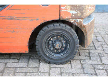 Wózki gazowe 2019  Toyota 02-8FGF18 (16)