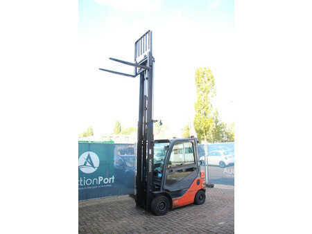 Wózki gazowe 2019  Toyota 02-8FGF18 (29)