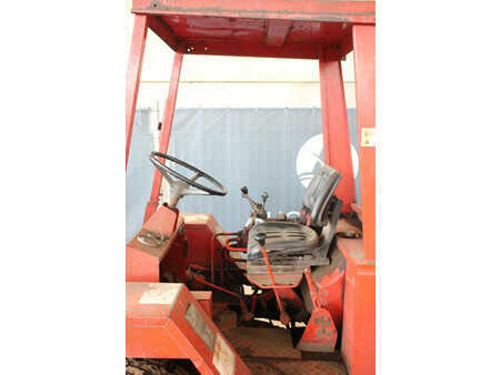 Terénní vysokozdvižný vozík - Manitou MC250 (17)