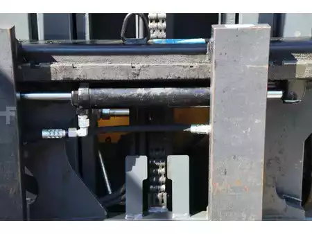 4-wiel elektrische heftrucks 2019  CAT Lift Trucks 2ET4000 (12)