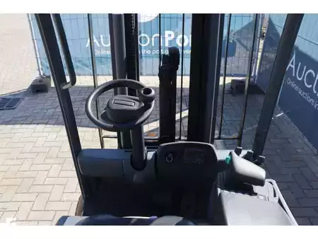4-wiel elektrische heftrucks 2019  CAT Lift Trucks 2ET4000 (22)
