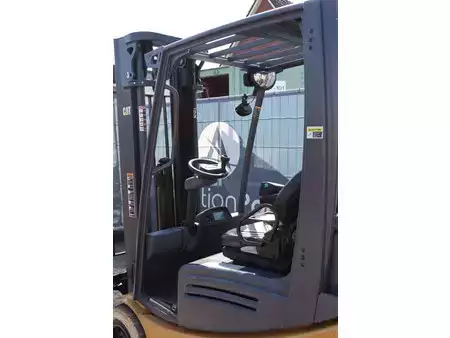 4-wiel elektrische heftrucks 2019  CAT Lift Trucks 2ET4000 (23)