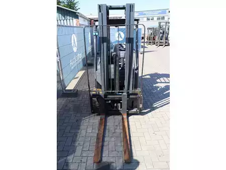 4-wiel elektrische heftrucks 2019  CAT Lift Trucks 2ET4000 (8)