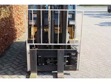 LPG VZV 2014  Yale GLP16VX (13)