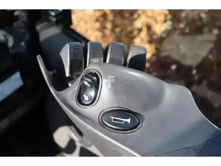 LPG VZV 2014  Yale GLP16VX (25)