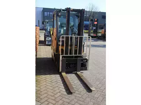 LPG VZV 2014  Yale GLP16VX (7)