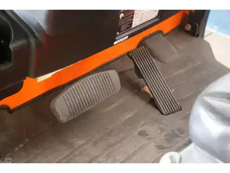 Elektro čtyřkolový VZV 2010  Hyster J3.0XN-861 (21)