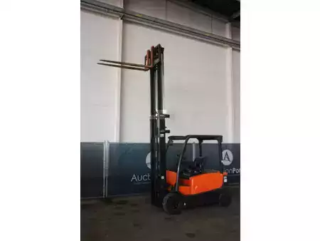 Elektro čtyřkolový VZV 2010  Hyster J3.0XN-861 (28)