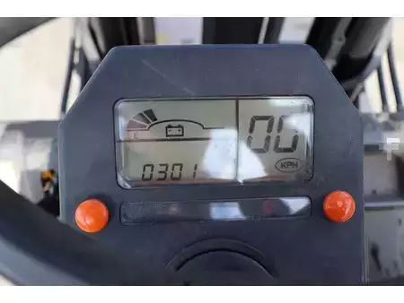 Electric - 4 wheels 2005  CAT Lift Trucks EP20KT (25)