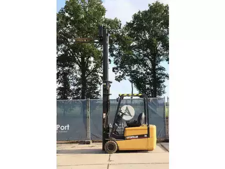 Electric - 4 wheels 2005  CAT Lift Trucks EP20KT (33)