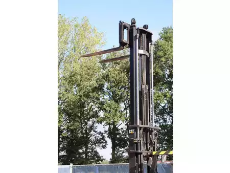 Electric - 4 wheels 2005  CAT Lift Trucks EP20KT (35)