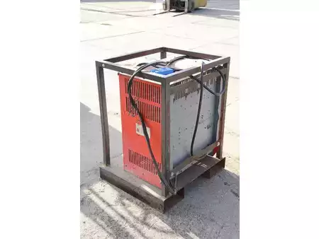 Electric - 4 wheels 2005  CAT Lift Trucks EP20KT (37)
