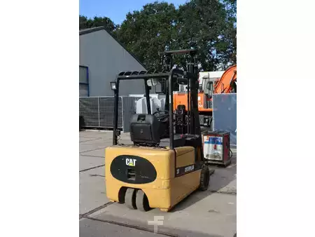 Electric - 4 wheels 2005  CAT Lift Trucks EP20KT (6)