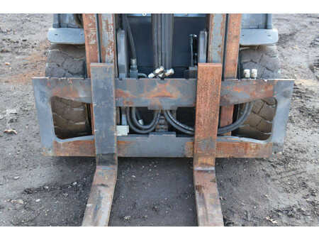 Chariots électriques à 4 roues - Linde E25L (11)