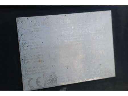 Chariots électriques à 4 roues - Linde E25L (14)