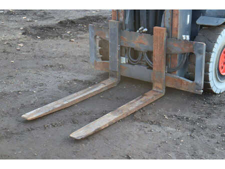 Chariots électriques à 4 roues - Linde E25L (9)