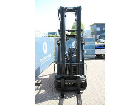 Treibgasstapler 2016  Linde E18-02 (7)