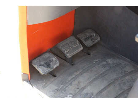 Skjutstativtruck 2013  Linde R16-01 (15)