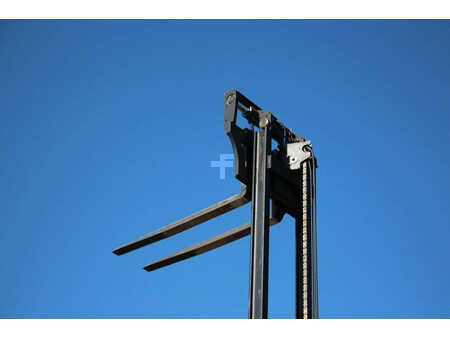 Skjutstativtruck 2013  Linde R16-01 (26)