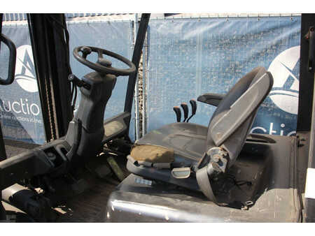 Empilhador diesel - Doosan  (19)