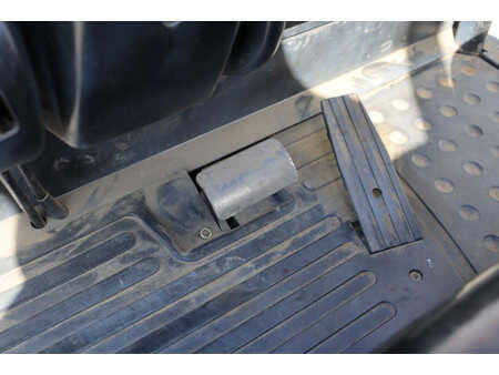 Elektro čtyřkolový VZV 2001  Jungheinrich EFG V 18 (25)