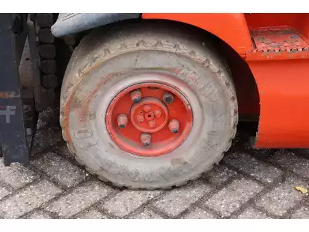 Elektromos 4 kerekű 1997  Linde E30-01 (15)