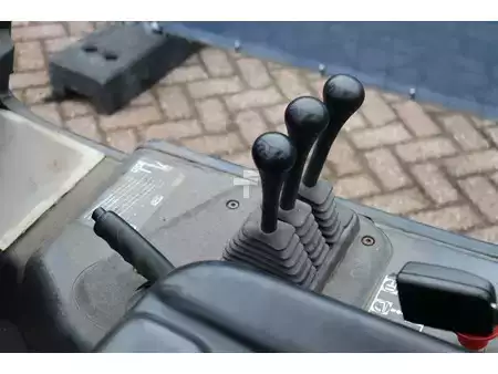 Elektromos 4 kerekű 1997  Linde E30-01 (24)