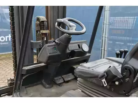 Elektromos 4 kerekű 1997  Linde E30-01 (26)
