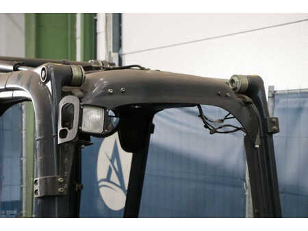 Eléctrico - 4 rodas 2013  Linde E16-01 (18)