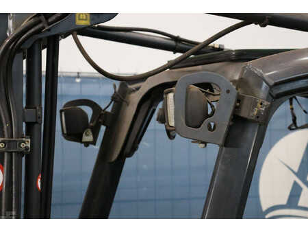 Eléctrico - 4 rodas 2013  Linde E16-01 (19)