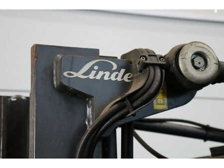 Eléctrico - 4 rodas 2013  Linde E16-01 (20)