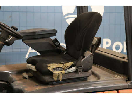 Eléctrico - 4 rodas 2013  Linde E16-01 (23)