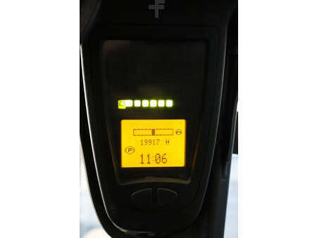 Eléctrico - 4 rodas 2013  Linde E16-01 (33)