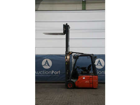 Eléctrico - 4 rodas 2013  Linde E16-01 (38)