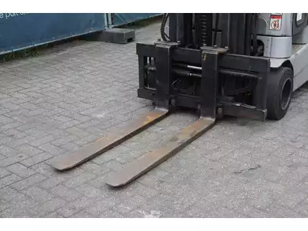 Carrelli elettrici 4 ruote 2006  Still RX 60-20 (10)