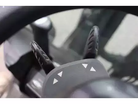 Carrelli elettrici 4 ruote 2006  Still RX 60-20 (28)