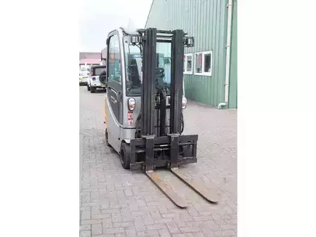 Carrelli elettrici 4 ruote 2006  Still RX 60-20 (7)