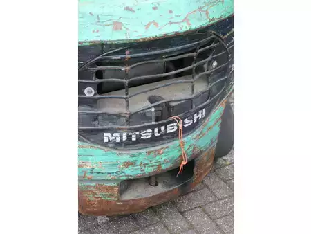 Wózki widłowe diesel 2000  Mitsubishi FD25K (19)