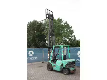 Wózki widłowe diesel 2000  Mitsubishi FD25K (33)